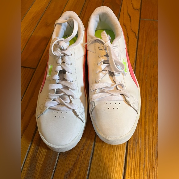 Puma shoes - Picture 3 of 5